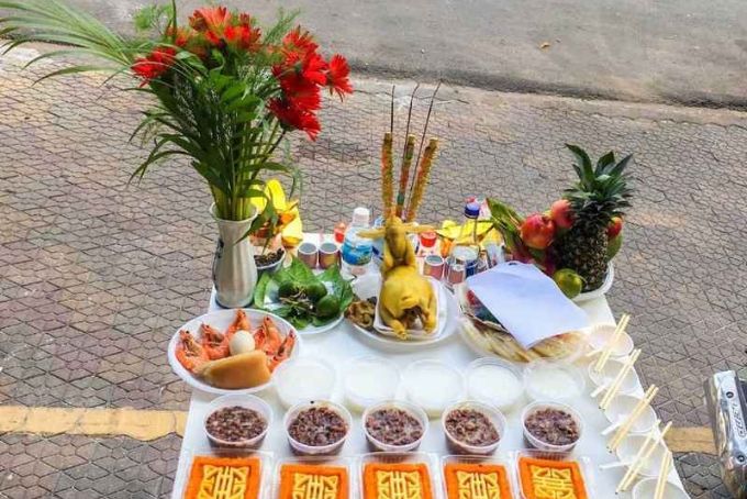 Mâm cúng tất niên cuối năm 2024 đơn giản mà đầy đủ cho cả năm sung túc